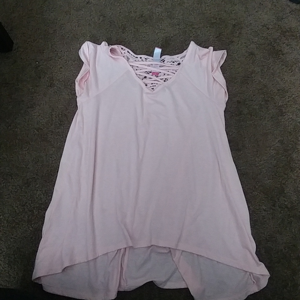 Flowy loose top
